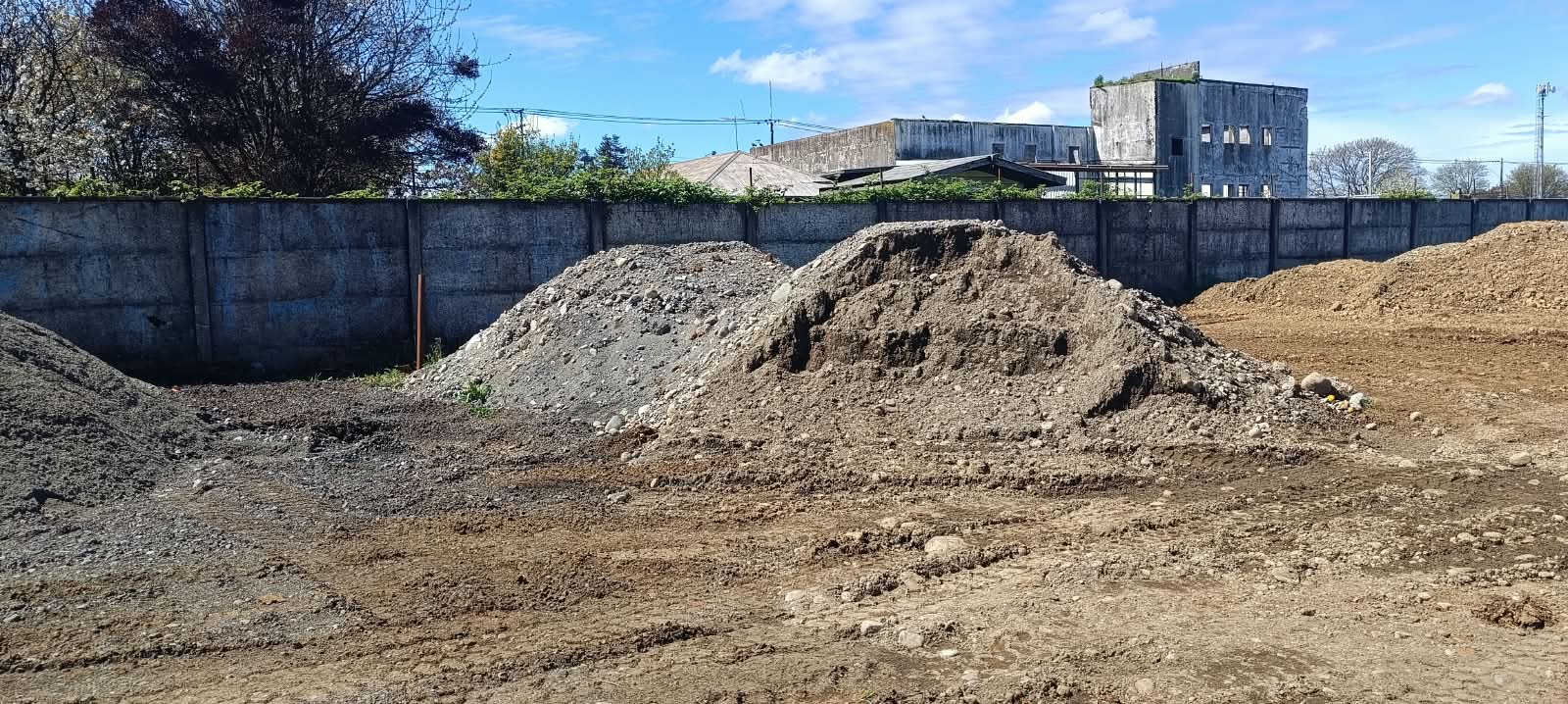 Pila de material estabilizado para bases de caminos